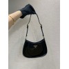 Cleo patent leather shoulder bag 1BC169