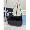 Cleo patent leather shoulder bag 27cm