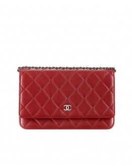 C-C Classic Quilted WOC Wallet on Chain A33814