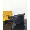 Louis Vuitton Discovery Bumbag N40187 Black