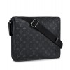 Louis Vuitton District MM M44001 Black