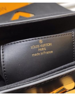Louis Vuitton Twist MM M44837 Black