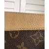 Louis Vuitton Daily Pouch M62048 M64590 M64591