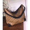 Louis Vuitton Traiangle Softy M44130 Brown