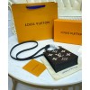 Louis Vuitton Petit Sac Plat M57937 M80478