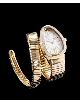 Bvlgari 18ct gold and diamond watch White